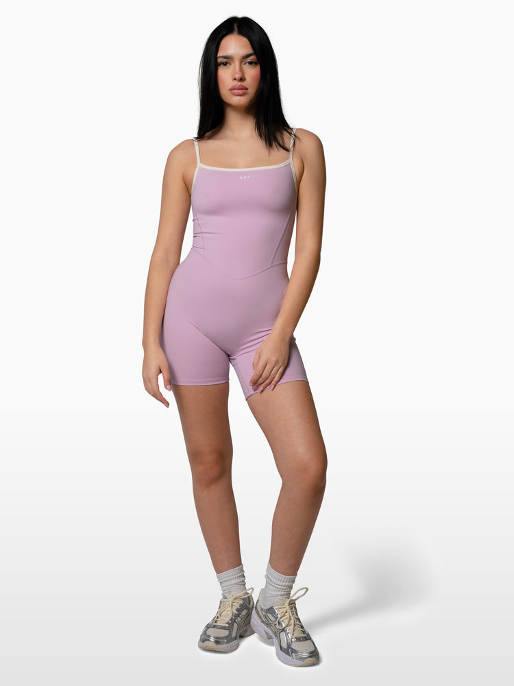 The Shorts Onesie / Parfait-Crème