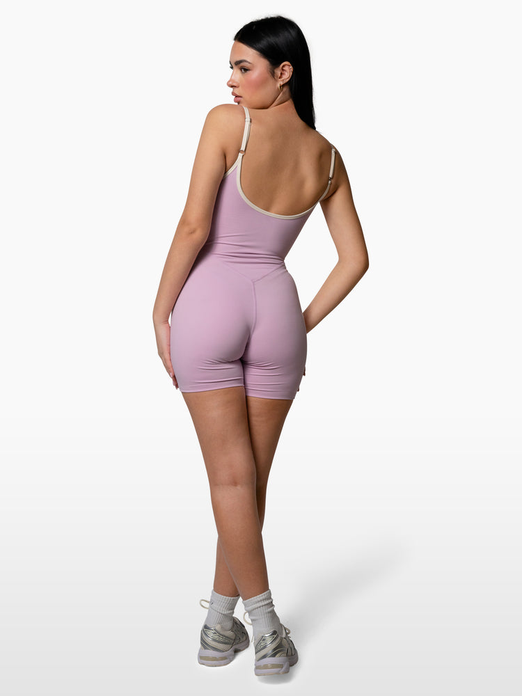 The Shorts Onesie / Parfait-Crème