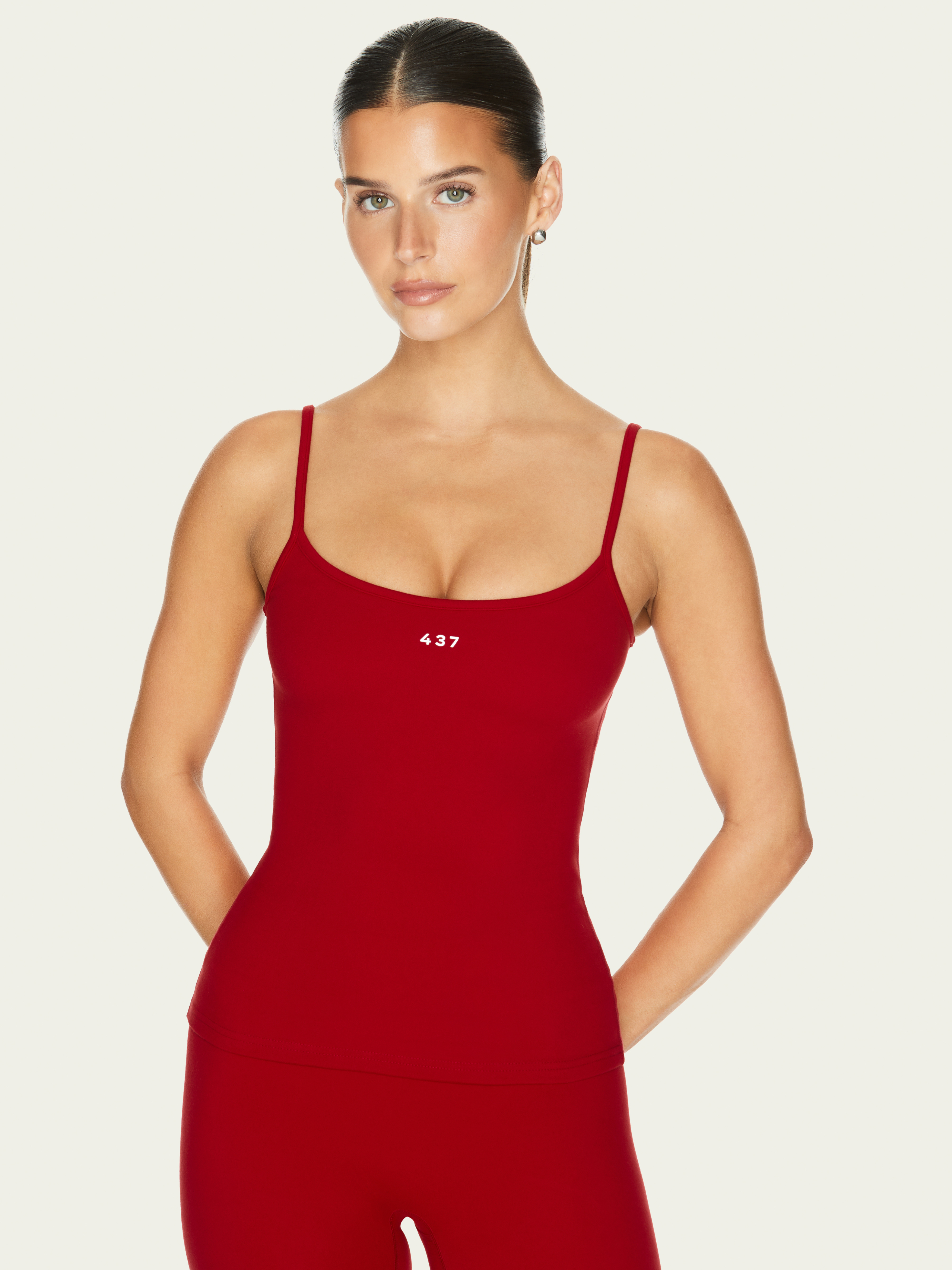 The Minimalist Tank Scarlet | 437
