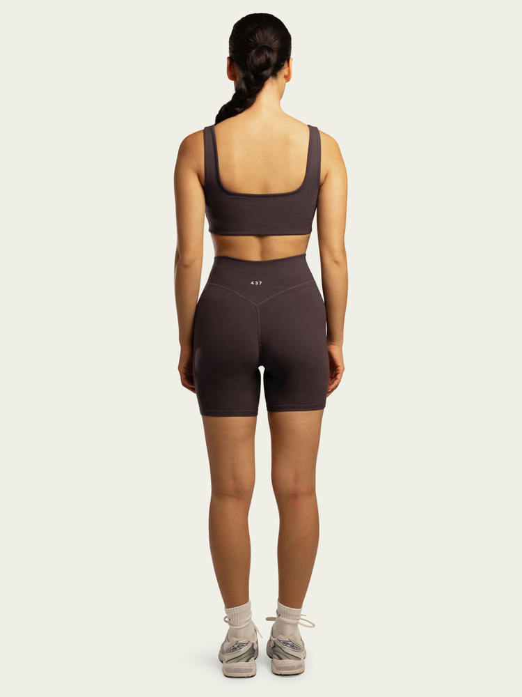 The V Short / Espresso