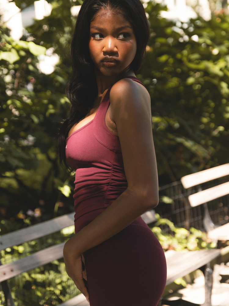 The Sculpt Tank / Black-Cherry