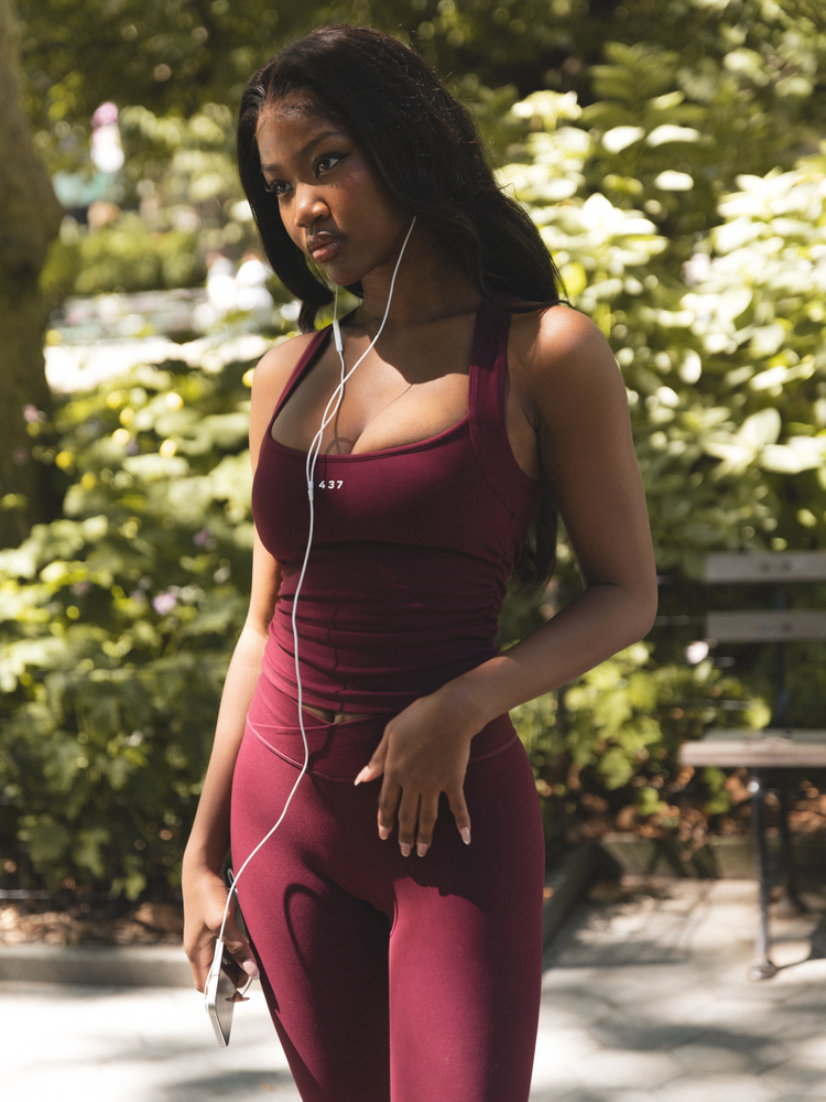 The Sculpt Tank / Black-Cherry