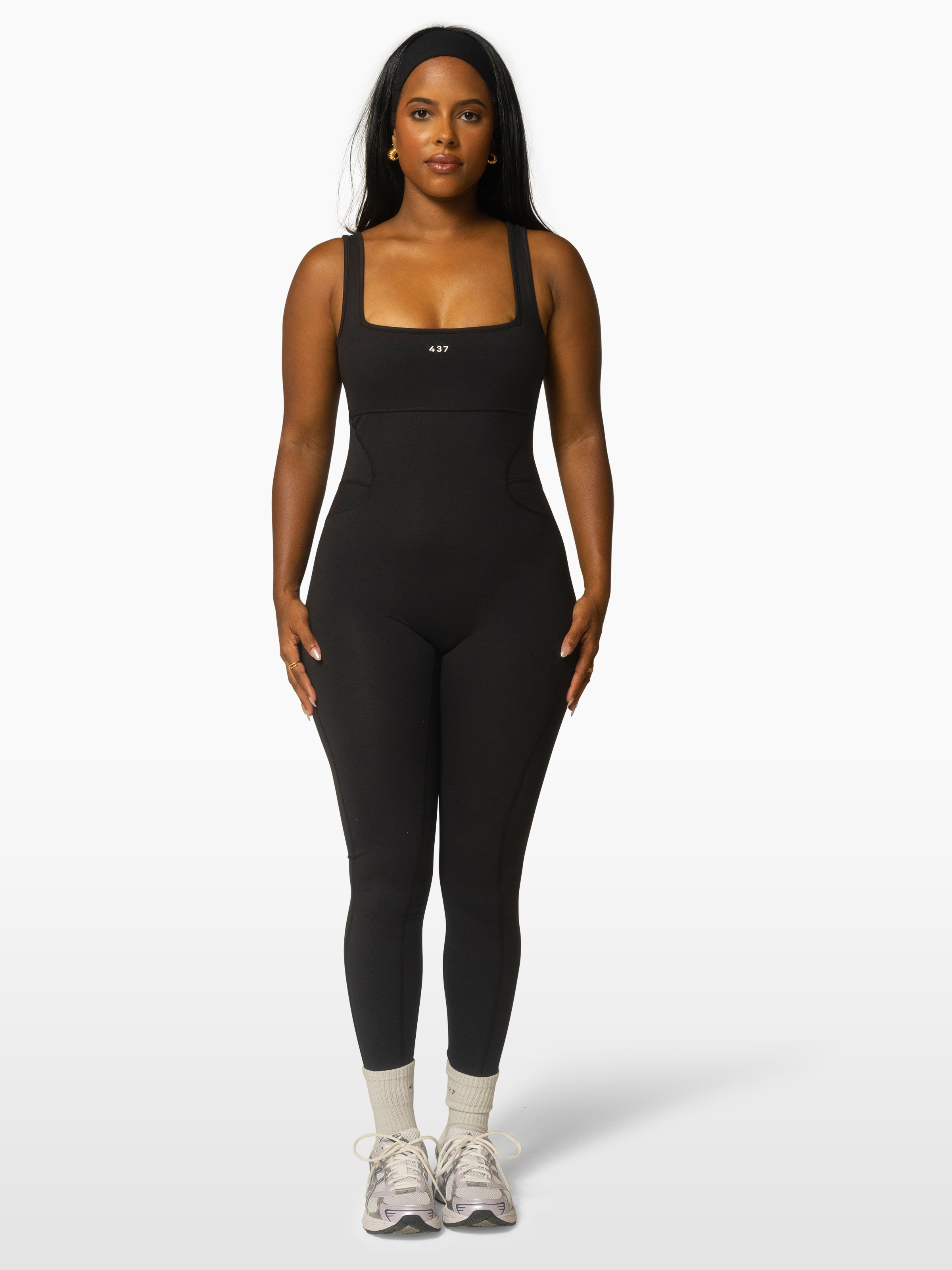The Curve Onesie / Black