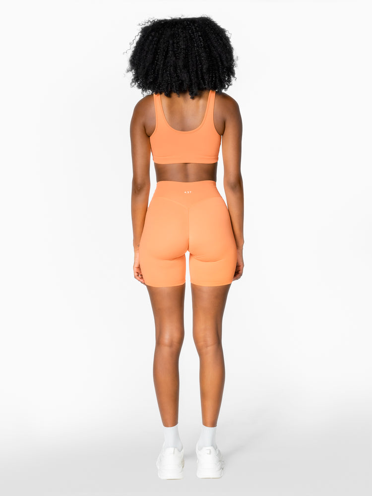The Lift Short / Peach