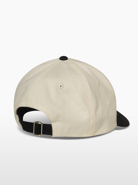 The Trucker Hat / White-Black