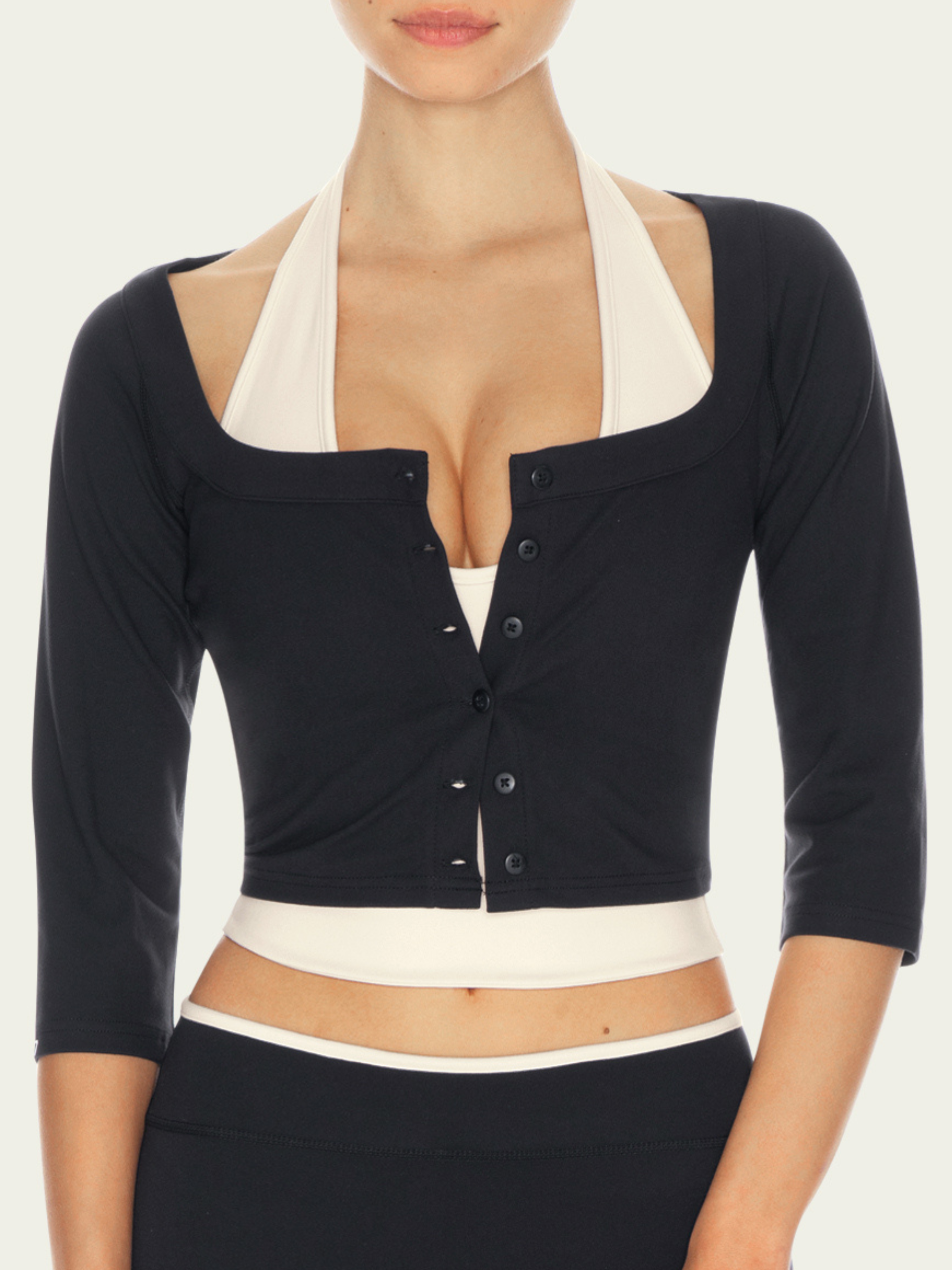 The Contrast Crop Set