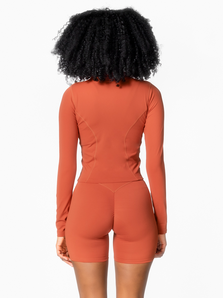 The Curve Jacket / Chili