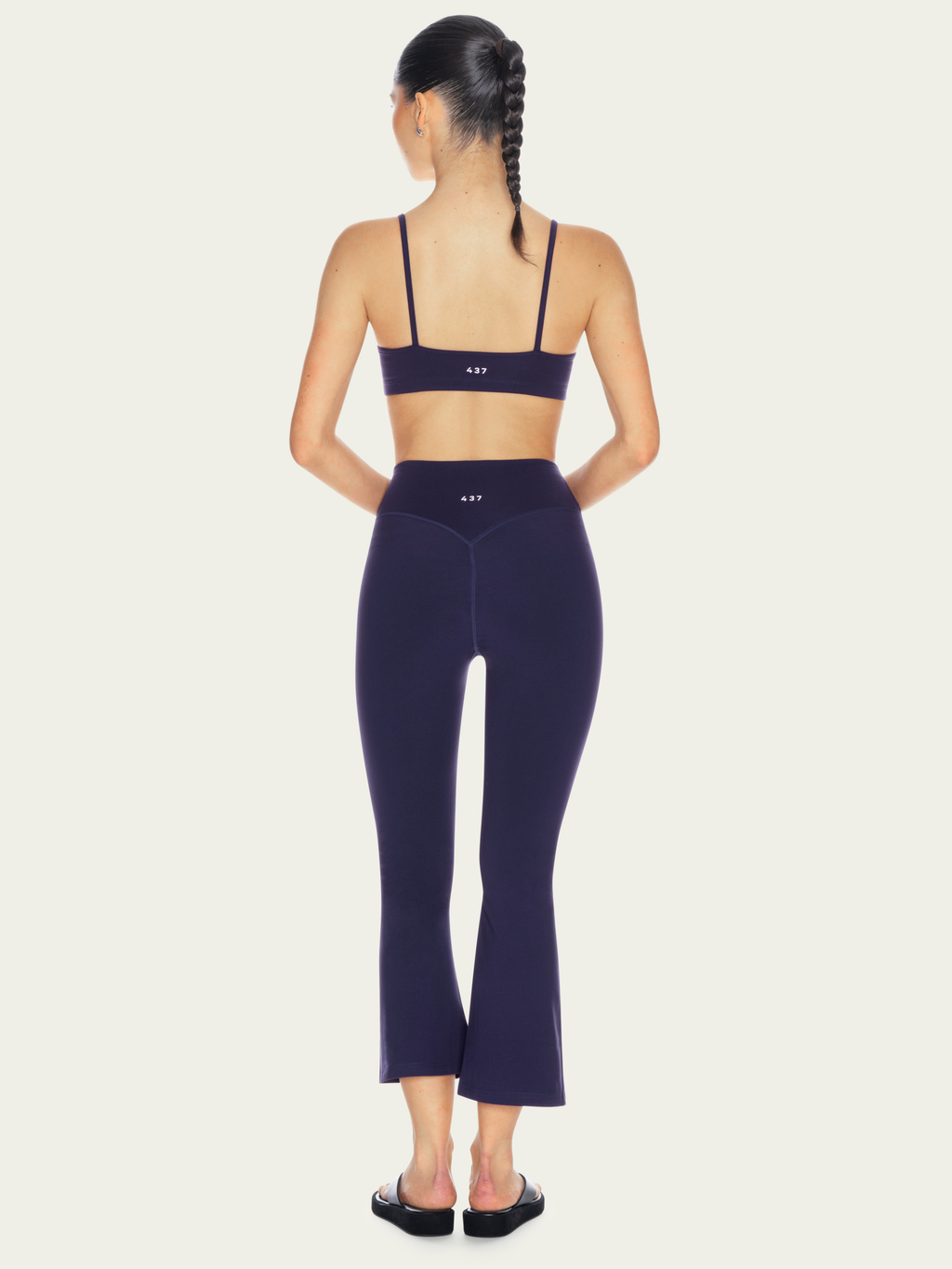 The Perfect Capri Navy