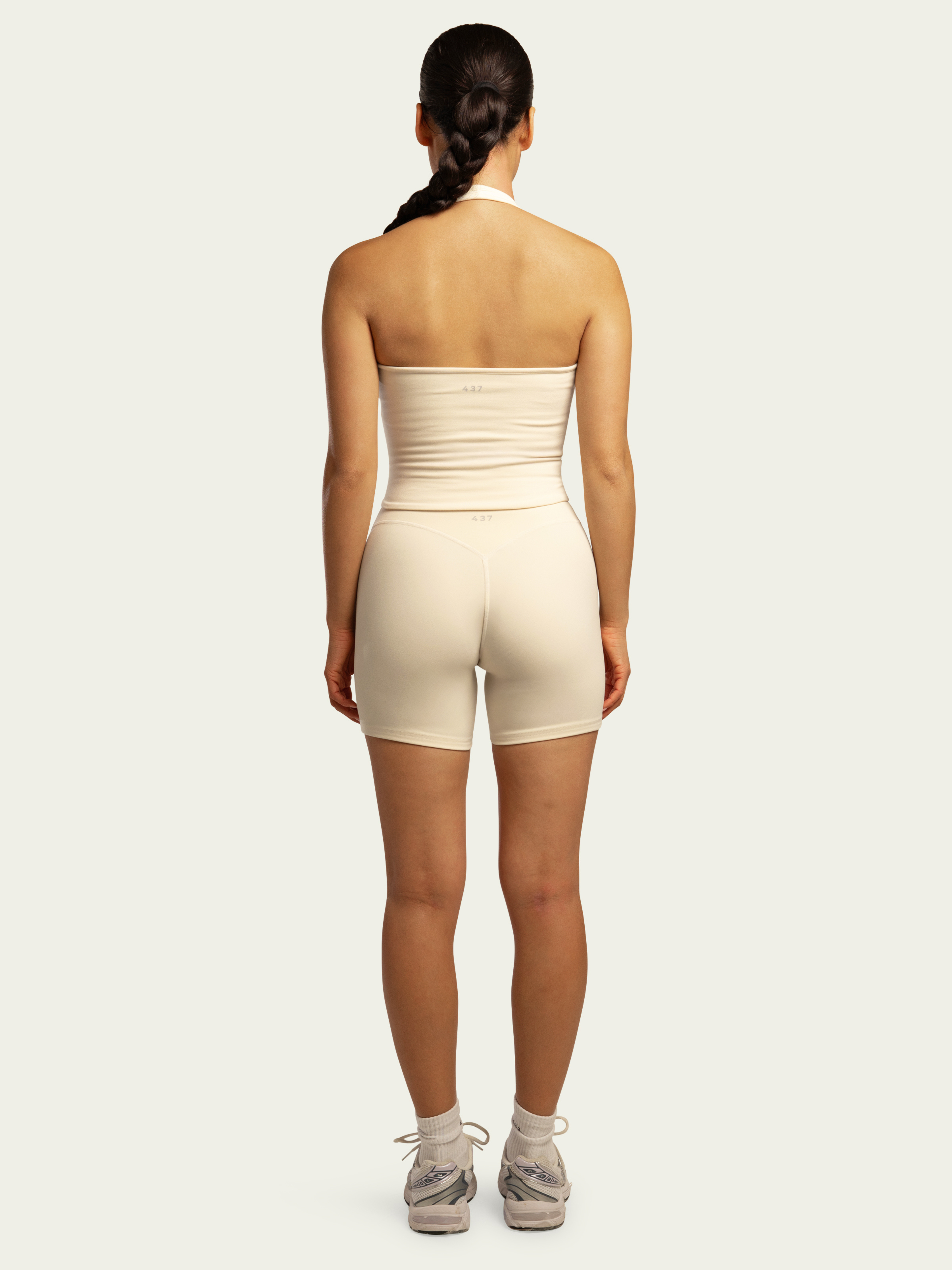 The Essentials Short / Cream