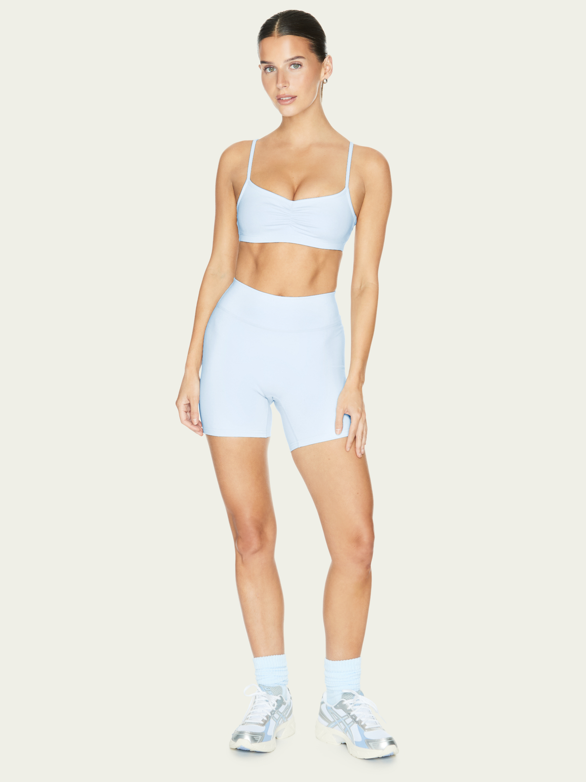 The Essentials Short Ice Blue