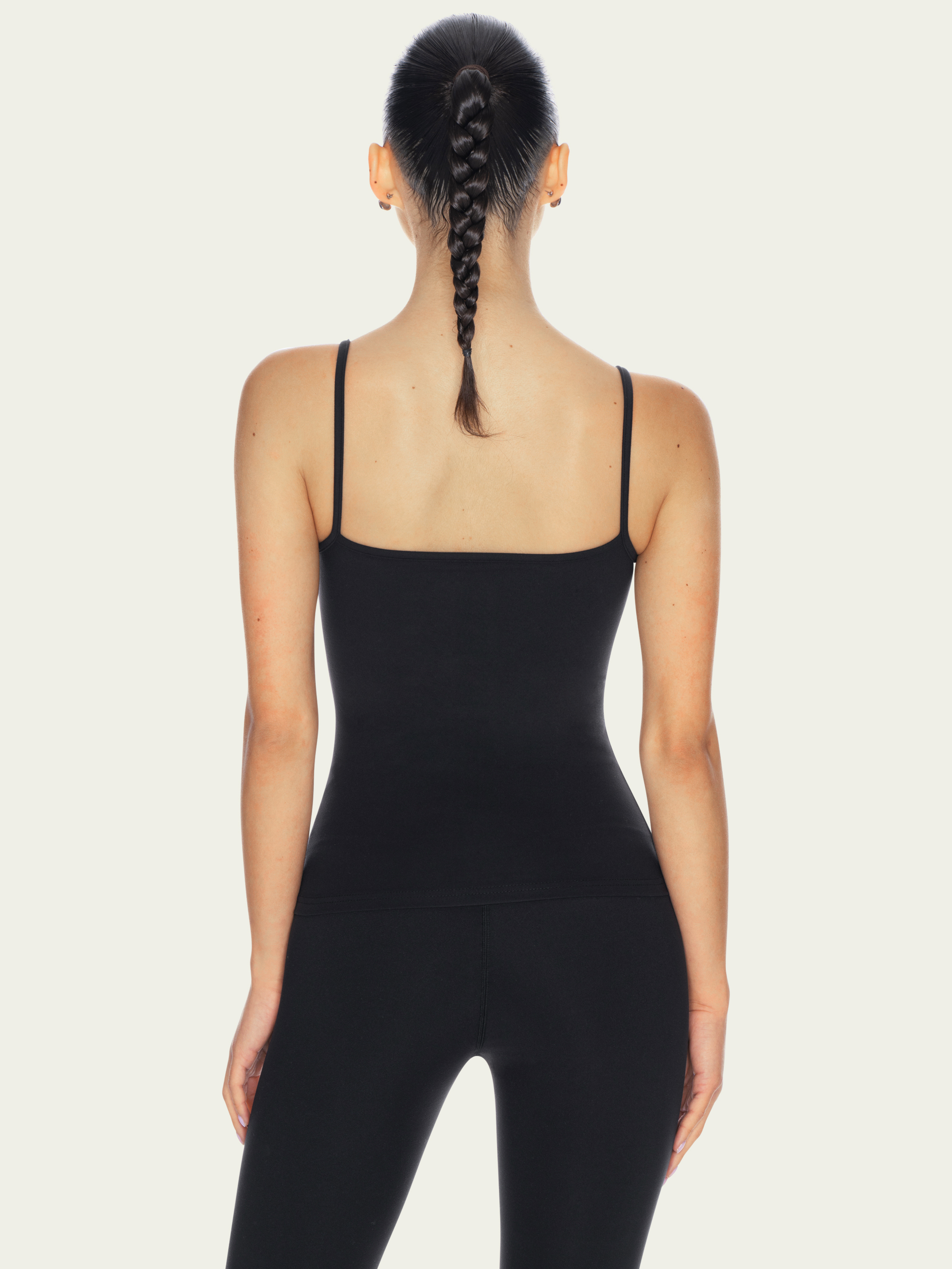 The Minimalist Tank Black