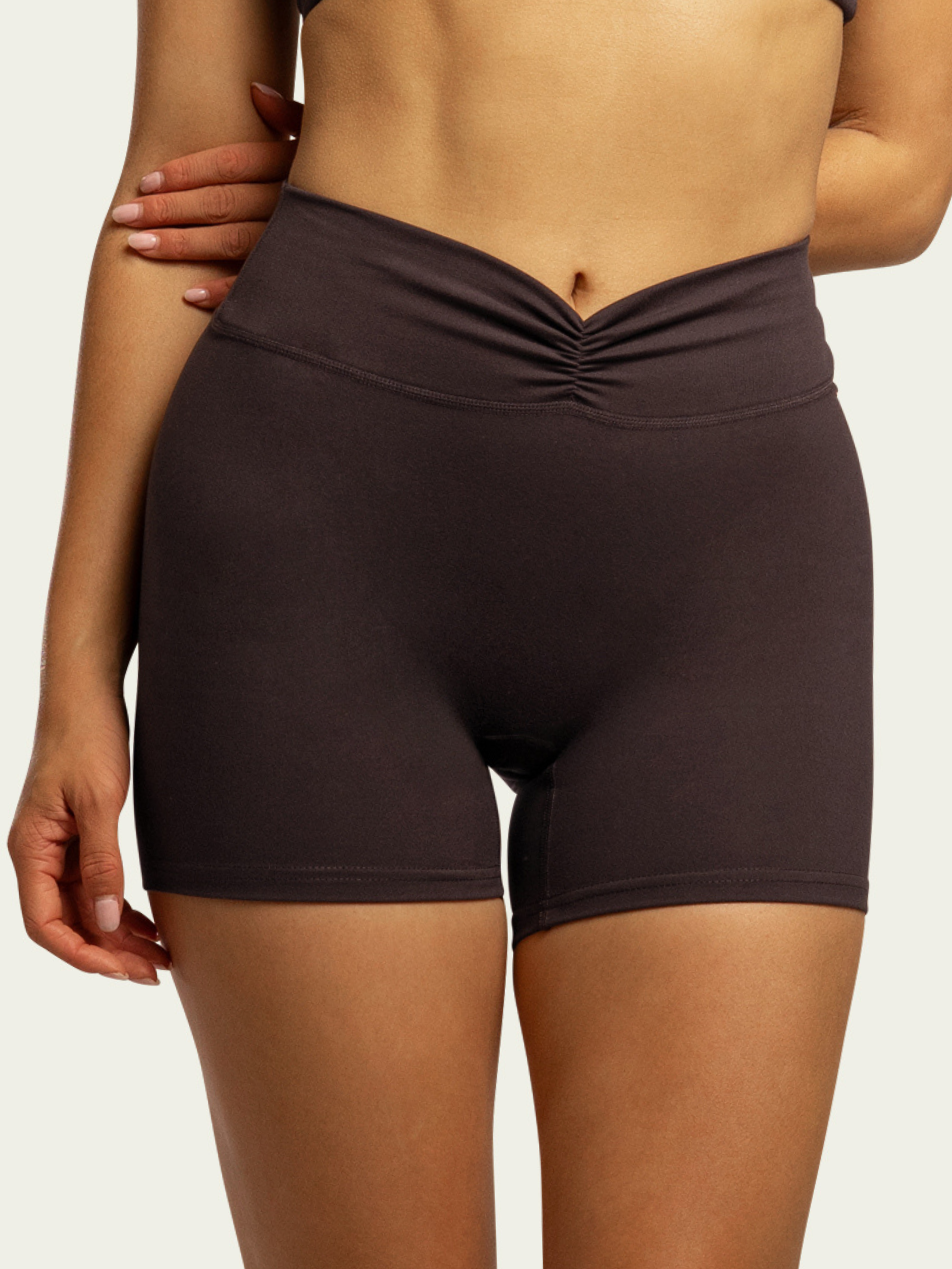 The Scrunch Short / Espresso