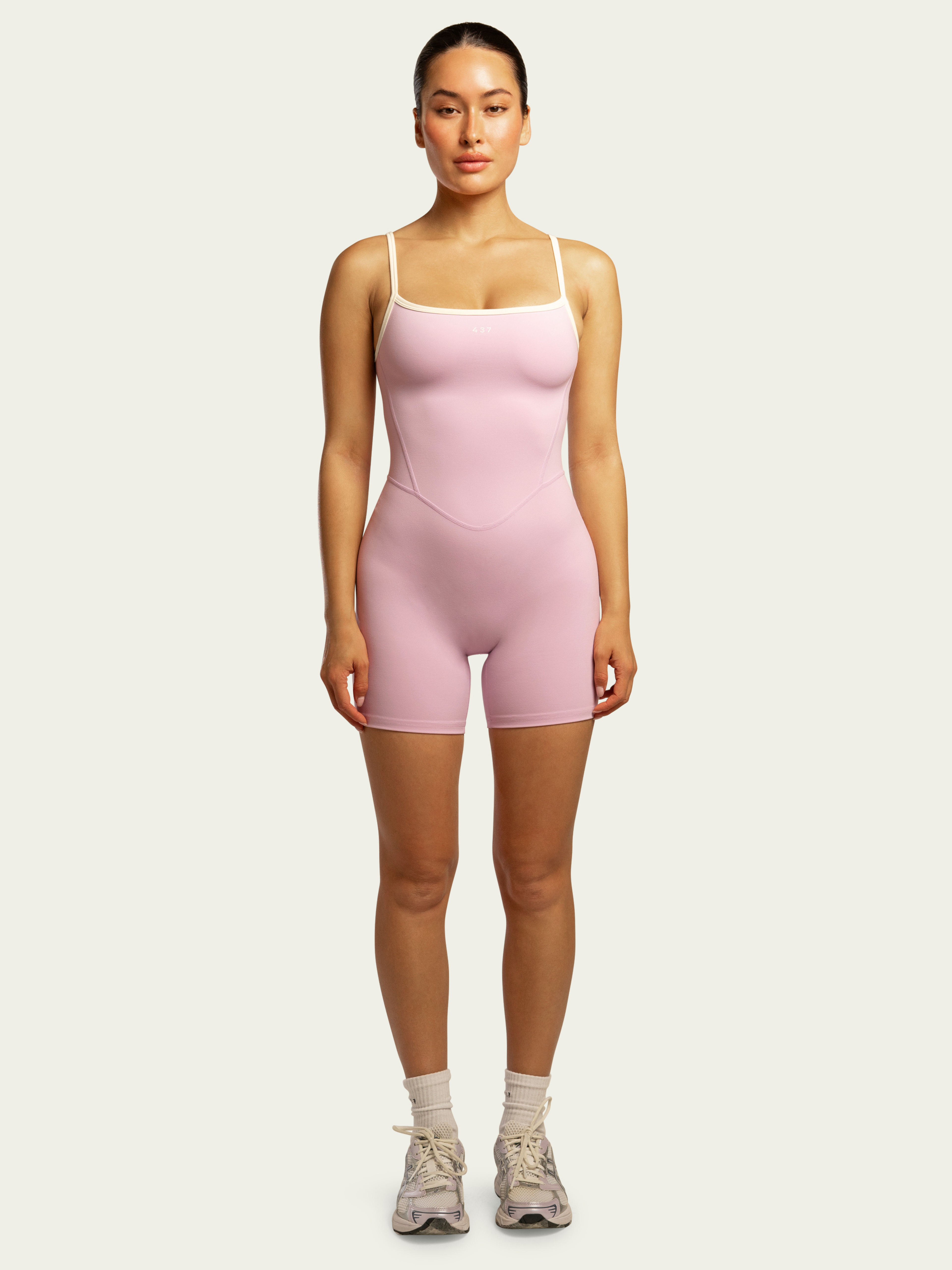 The Shorts Onesie / Parfait-Cream