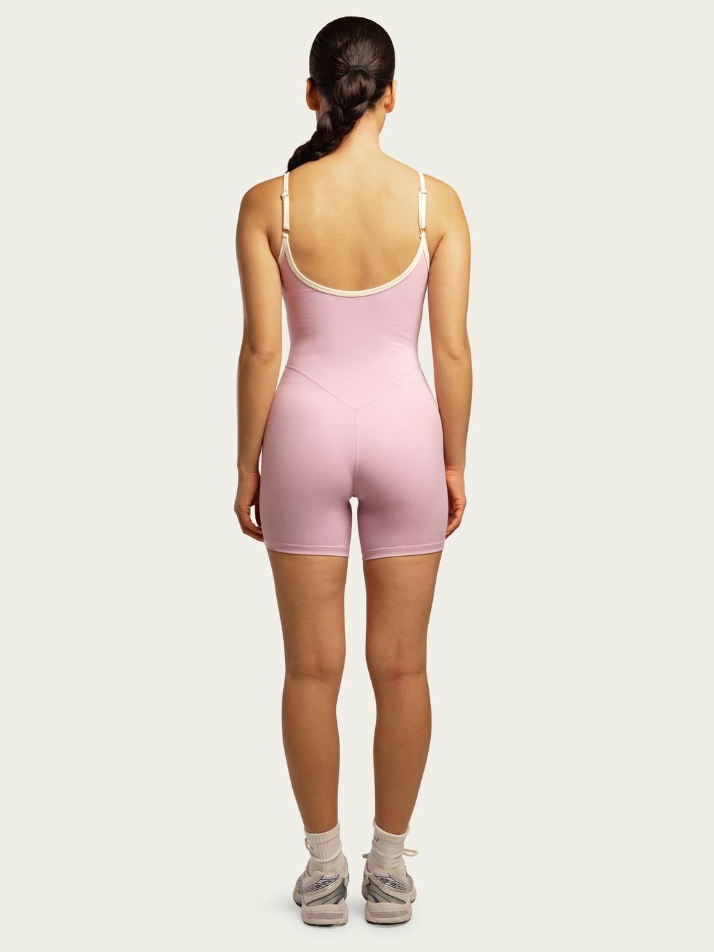 The Shorts Onesie / Parfait-Cream