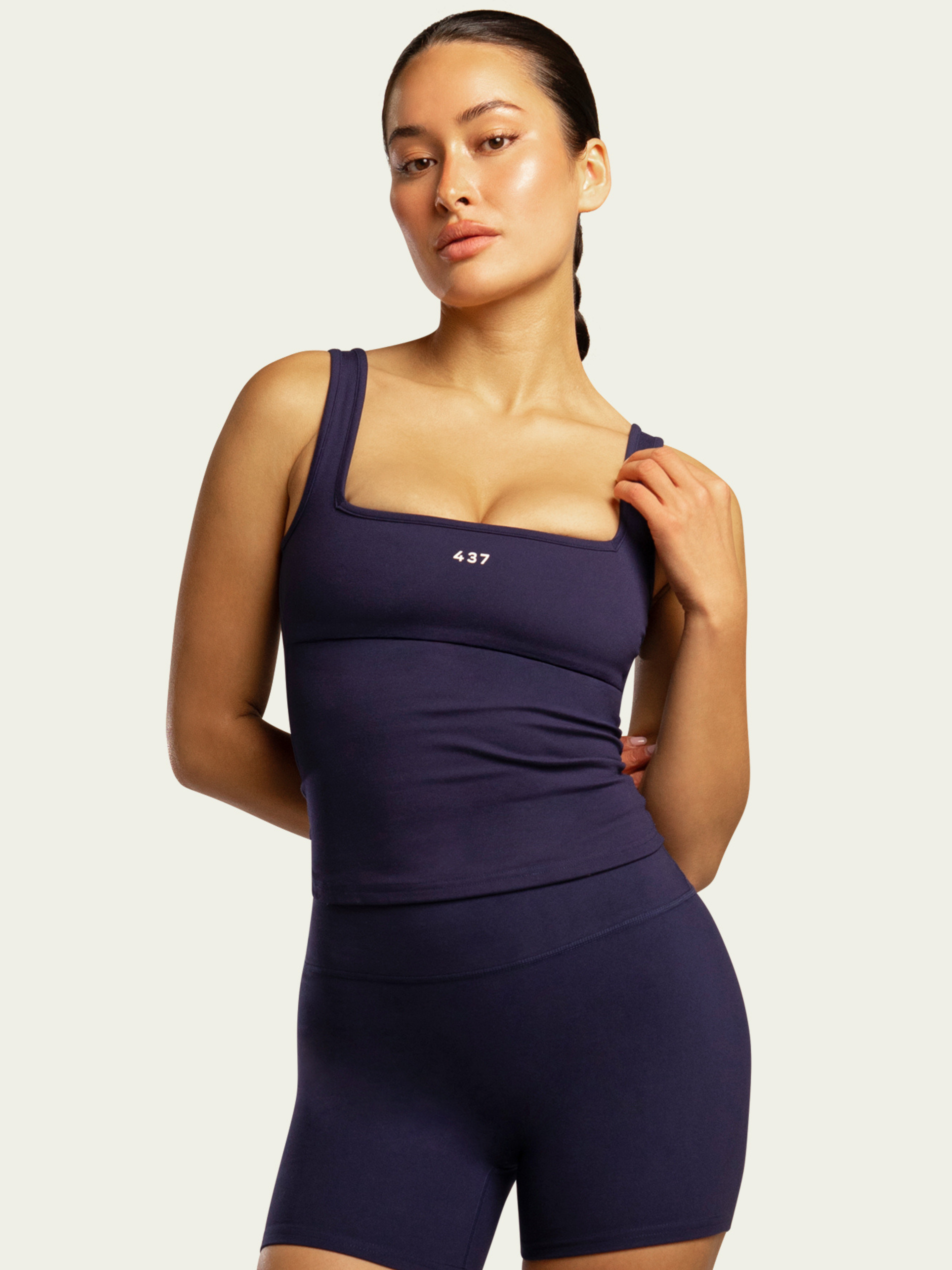 The Square Tank / Navy | 437 The Square Tank / Navy | 437