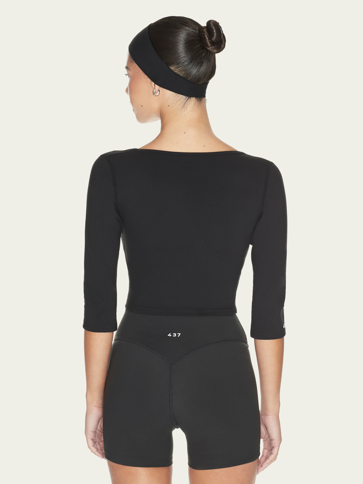The Studio Top Black