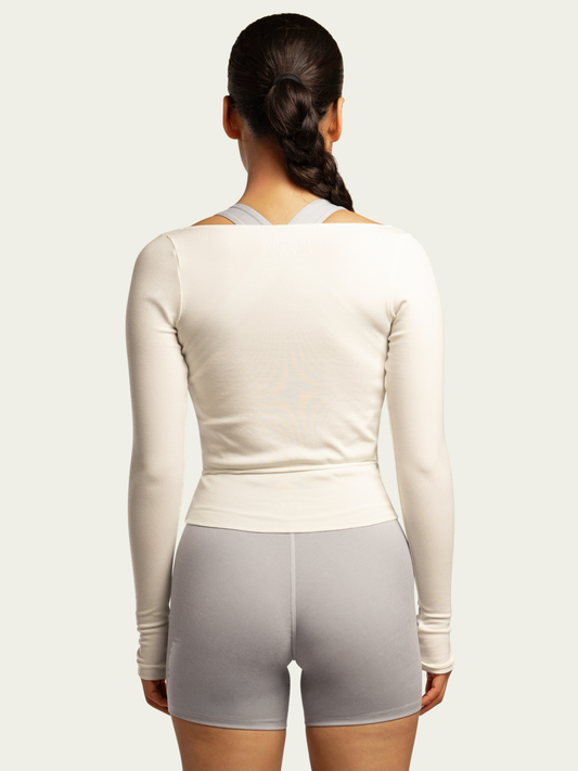 The Studio Wrap / White