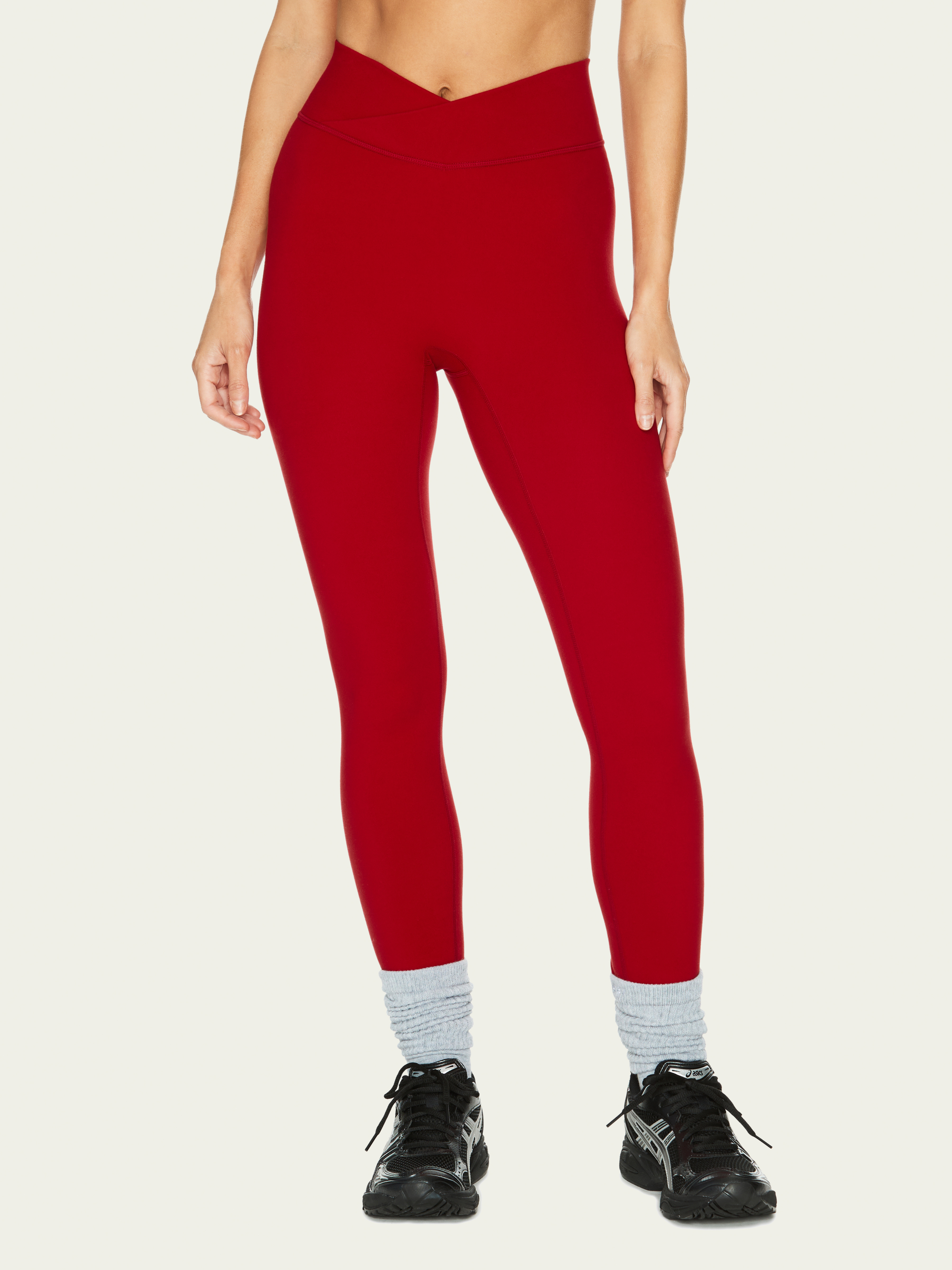 The V Legging Scarlet
