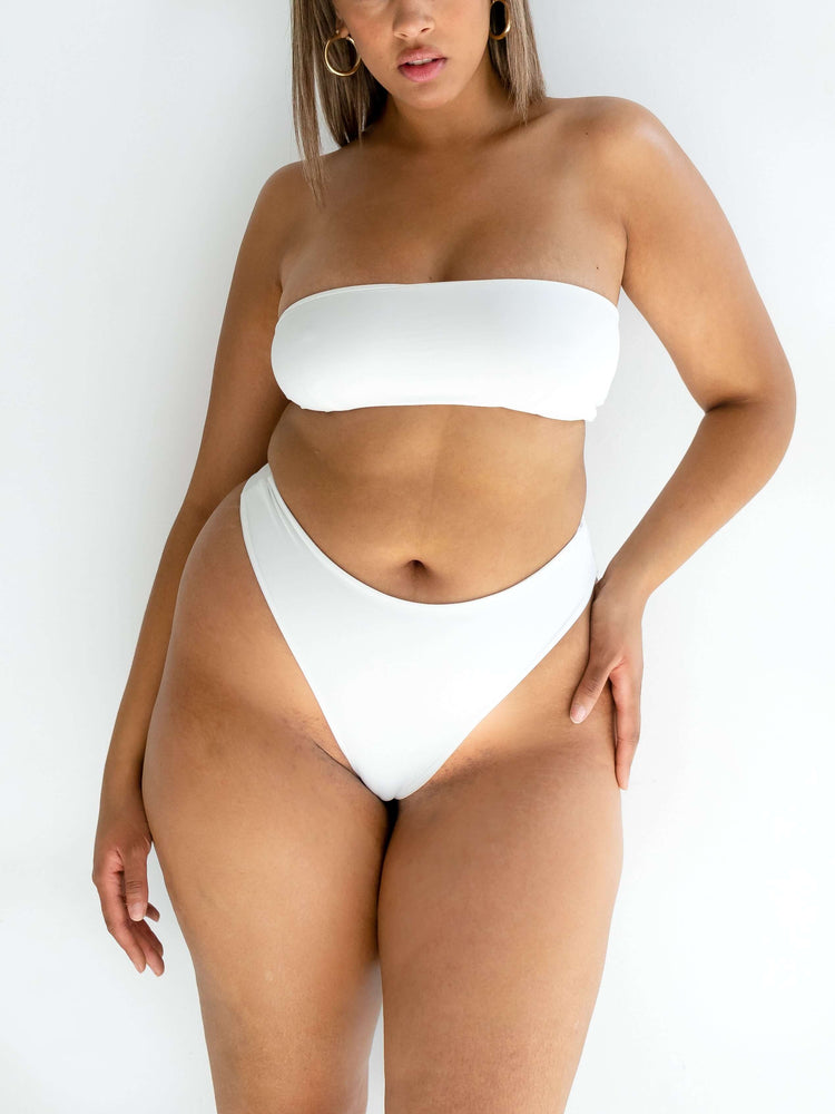 The Aubrey bikini bottoms in white